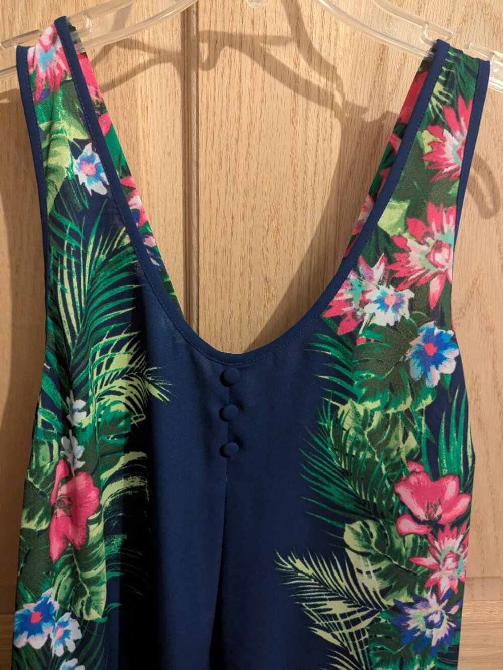 Floral top - new with tags